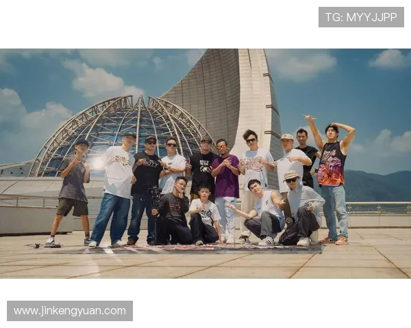 上海街舞队在世界滑板锦标赛中的默契配合与团队协作精彩点评 上海街舞队在世界滑板锦标赛中的默契配合与团队协作精彩点评