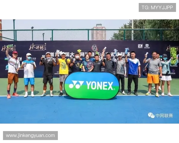 上海网球队联赛表现分析:团队配合与战术执行的完美结合 上海网球队联赛表现分析:团队配合与战术执行的完美结合