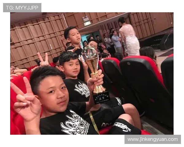 上海街舞队实力解析与发展现状的深度探讨与展望 上海街舞队实力解析与发展现状的深度探讨与展望