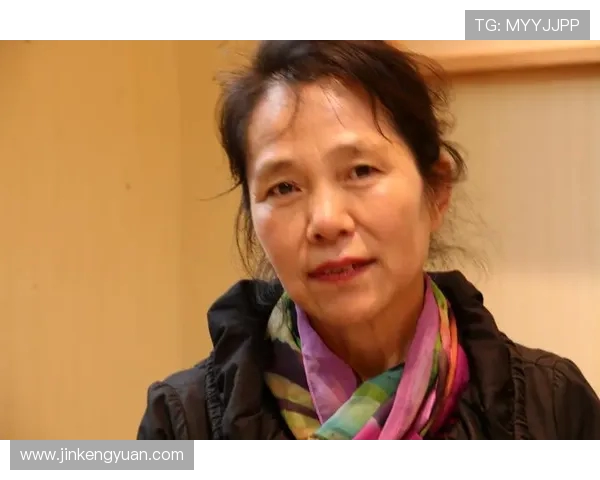 周丽专访：从青涩少女到篮球明星的奋斗与成长之路