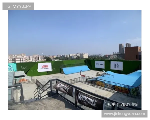 广州滑板队勇闯城市马拉松挑战赛展现青春逆袭精神 广州滑板队勇闯城市马拉松挑战赛展现青春逆袭精神