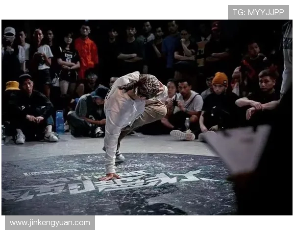 广州街舞队在滑板精英赛中的精彩表现与实力分析 广州街舞队在滑板精英赛中的精彩表现与实力分析