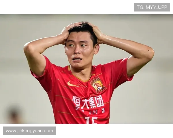 广州羽毛球队快攻战术解析及其在比赛中的应用与影响 广州羽毛球队快攻战术解析及其在比赛中的应用与影响