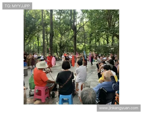 成都街舞队的节奏起伏分析与风格演绎的深度探讨 成都街舞队的节奏起伏分析与风格演绎的深度探讨