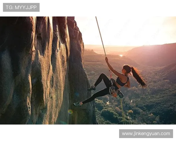 杭州极限运动嘉年华精彩回顾攀岩队耐力表现引人瞩目 杭州极限运动嘉年华精彩回顾攀岩队耐力表现引人瞩目