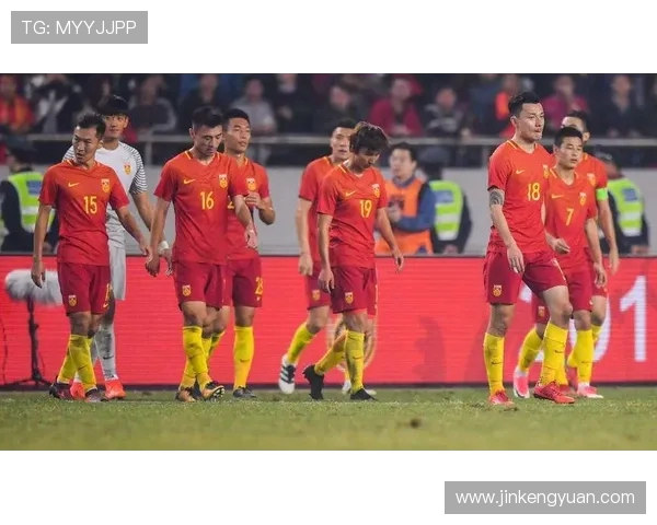 赛后分析：北京足球队与重庆足球队在比赛中的战术灵活性对比探讨