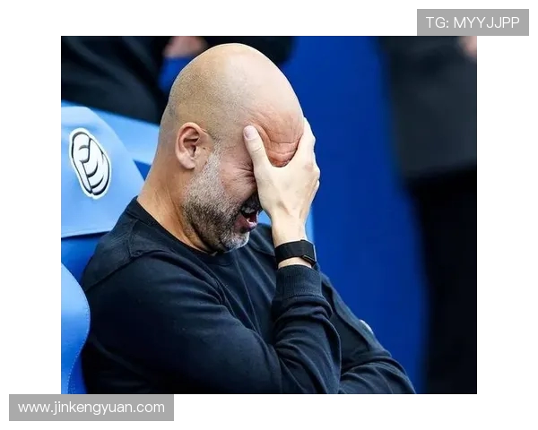 利物浦与曼城激战正酣比分悬念迭起球迷热情高涨