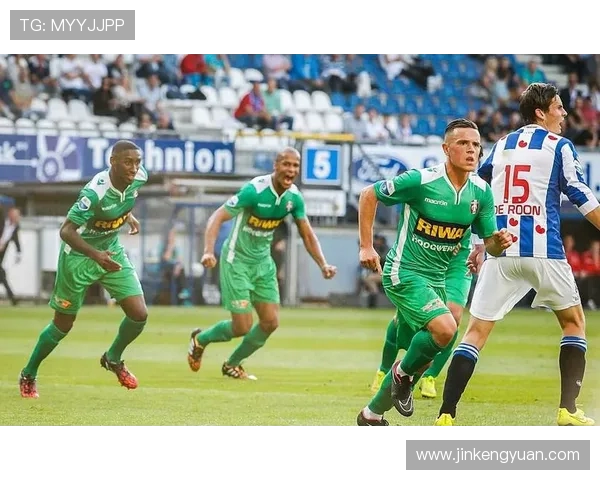 埃因霍温青队迎战多德勒支队期待精彩对决与激烈竞争 埃因霍温青队迎战多德勒支队期待精彩对决与激烈竞争