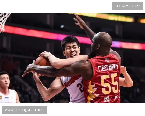 小牛队与热火队激战G2关键时刻谁能逆转局势争夺胜利