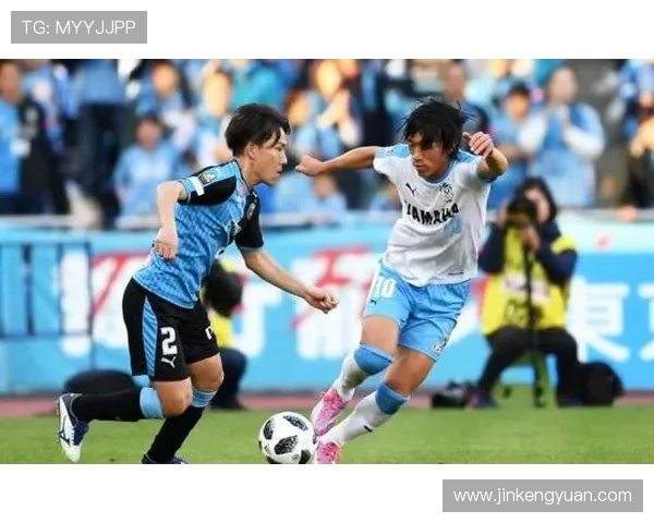 磐田喜悦与大阪樱花花的激烈对决展现足球魅力与团队精神