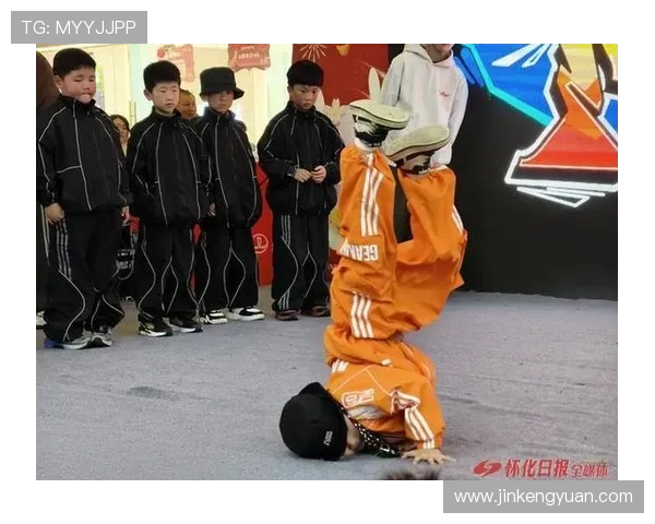 武汉街舞队战术之争引发热议舞者们的风格与策略碰撞成焦点