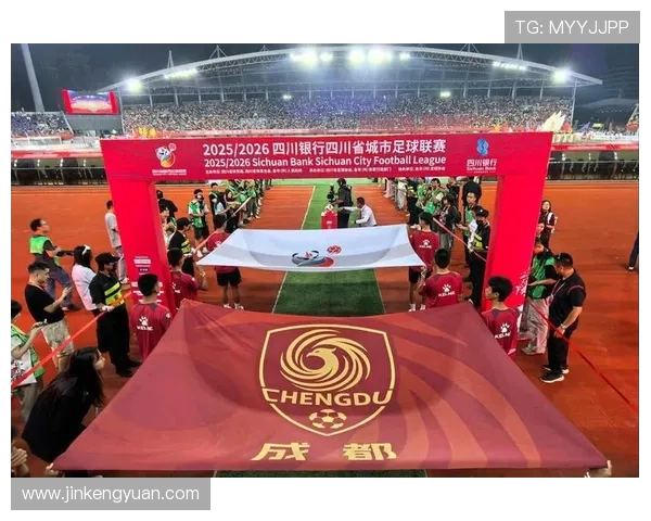 成都足球队整体压制战术解析与球队发展深度剖析